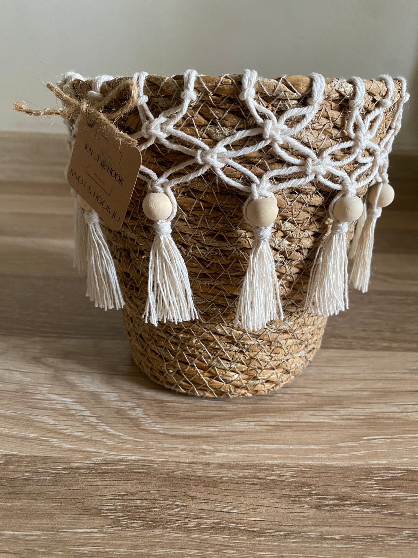 Straw Pot